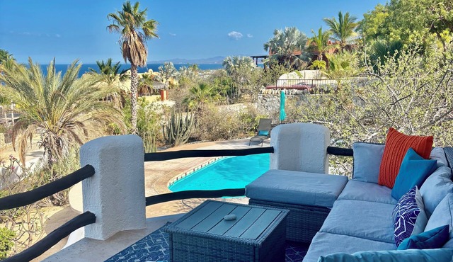 3Bd/3Ba Home with Private Pool, Unbelievable Views! 10 min walk to the beach