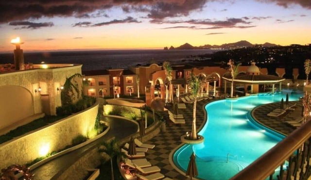 3BD Hacienda Encantada: Stunning Views Pool Resort