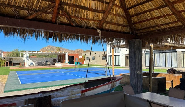 4 bedrooms/palapa/barbacue/pool/patio/pickleball court-mountain views.