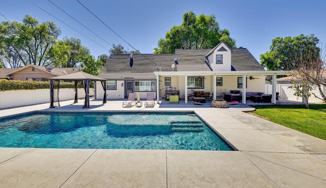 4 Mi to Dtwn: Riverside Gem w/Pool & Game Room