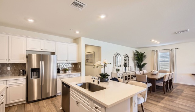 4BR 2BA Single Story Newer Cozy Home Retreat in Winchester, CA