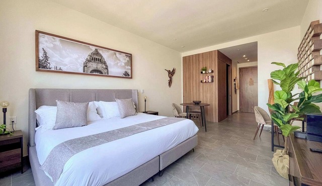 5-star resort by Reforma | Skyline Views