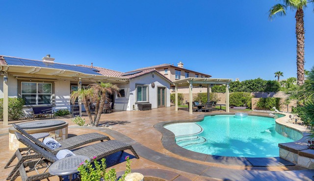 6 Mi to Coachella: Retreat w/Outdoor Oasis