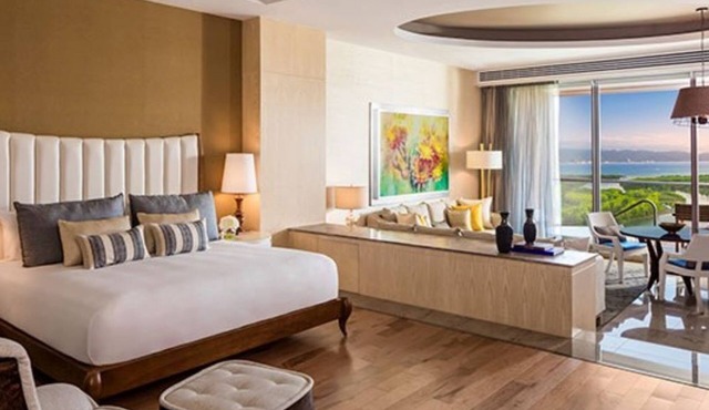 7 Day Getaway at the Grand LUXXE