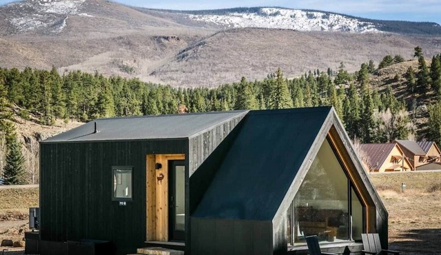 A-Frame Cliffside Elk Cabin in South Fork