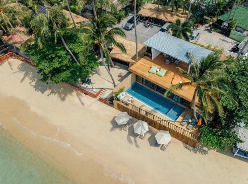 Absolute Beachfront Pool Villa with Rooftop Lounge & Sunset Views in Koh Samui