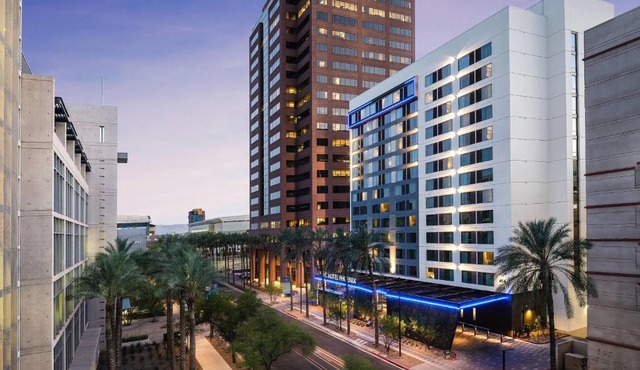 AC Hotel by Marriott Phoenix Downtown