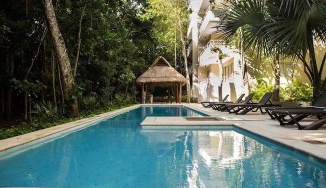 Adventurer’s 2BR Escape | Pool+BBQ + Walk to Beach