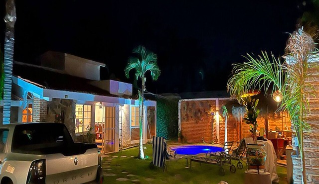 Ajijic house 4 bedrooms a/c and pool in la floresta