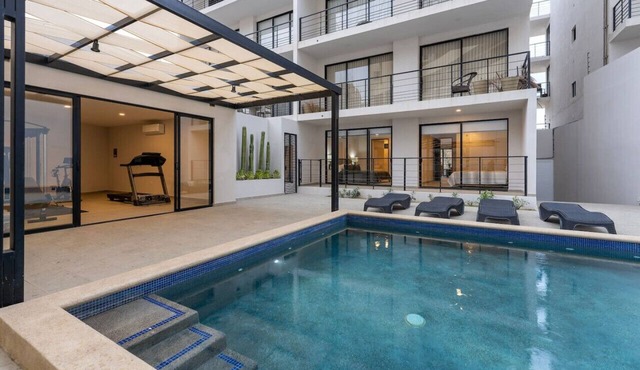 Amazing and New 4BR 5 Min Downtown Cabo Pool/gym