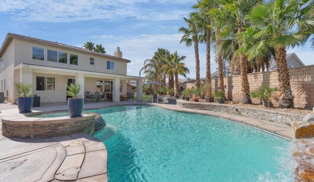 Amazing Backyard with Pool and Spa!