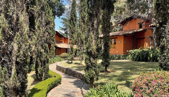 Anturio Cabaña 100% de Lujo con Hermosos Jardines