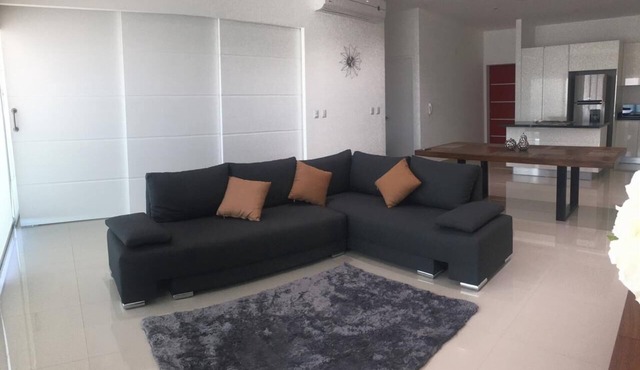 APARTMENT FOR RENT IN FRONT OF THE SEA IN TORRE EME