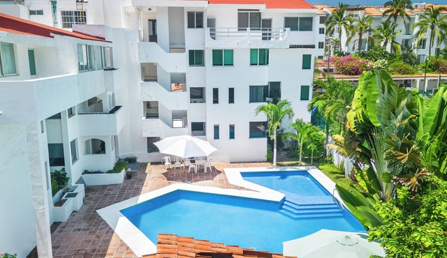 apartment in a quiet area with access to the beach