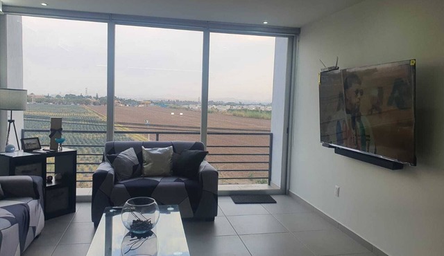 Apartment in Zona Sur, 5 minutes from Punto Sur and Galerias Sur!