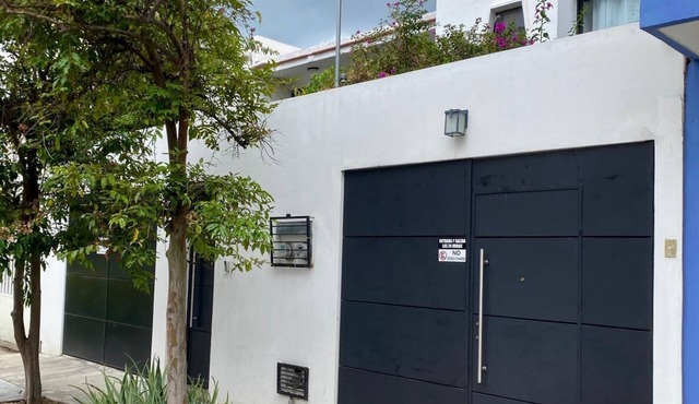 Apartment La Noria. Beautiful apartment well located minutes from downtown.