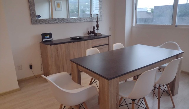 Apartment to rest and enjoy. Swimming pool, gym and paddle tennis in Juriquilla