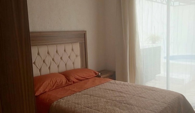 Apartment with awning and air conditioning 20 minutes from the beach🌴