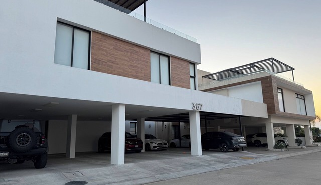 Apartments Altabrisa GRAND LIVING Residencial Villabrisa by AIRA Mexico