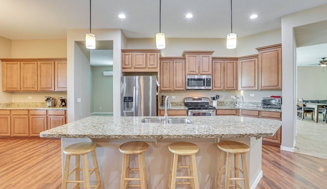 Arizona Home w/ Pool & Patio, Near Sports Stadiums