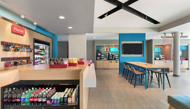 avid hotel Guadalajara Aeropuerto Norte by IHG