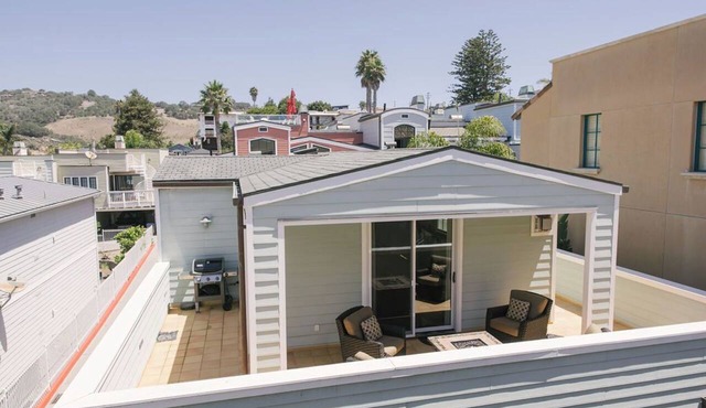 Avila Beach 'Boathouse'