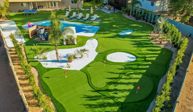 Bali in the Desert - Stunning Yard - Heated Pool!