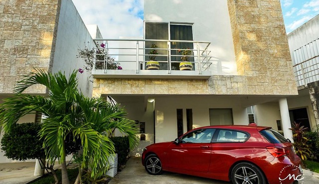 Bali LIfe Style House With Car (additional cost).