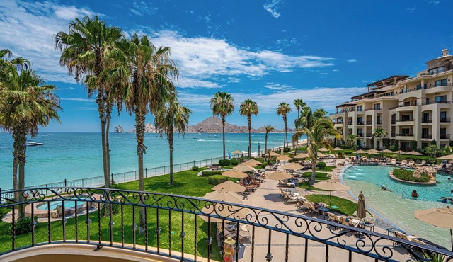 BEACHFRONT 2nd Floor at Luxury Resort & SPA with Spectacular Medano Beach and Lands End Views!