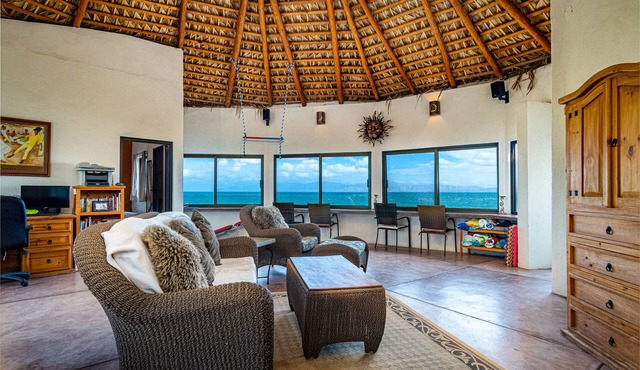 Beachfront Family Villa - La Ventana's best beach- kiteboard, paddle board, fish