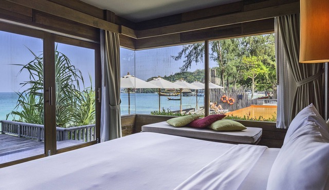 Beachfront Suite @Baan Ploy Sea in Ko Samet