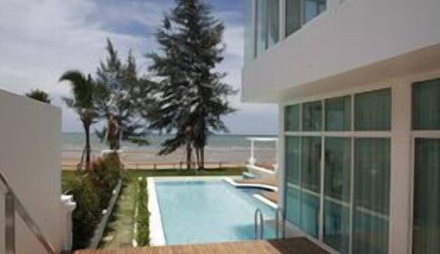 Beachfront 3 Bedrooms Pool Villas in Prachuap Khiri Khan