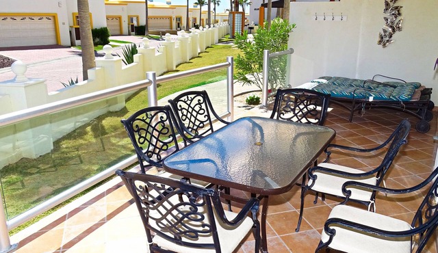 Beautiful 2 Bedroom Condo on the Sea of Cortez at Las Palmas Resort BN-101