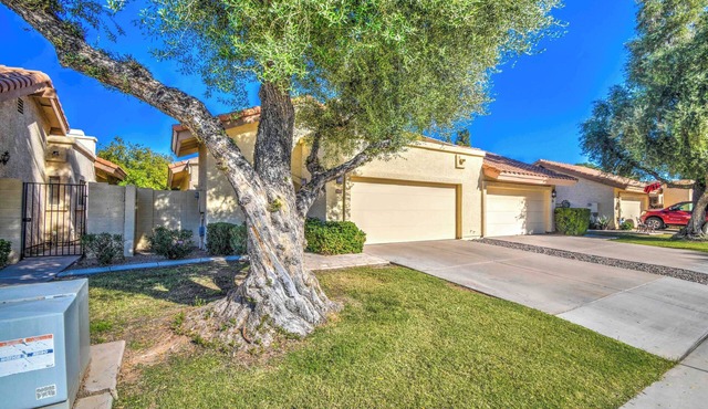 Beautiful 3-bedroom house with AC in charming Chandler