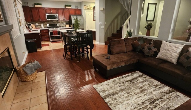 Beautiful 3BR w/loft or 4BR, Home away from home