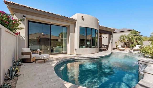 Beautiful Grayhawk Retreat - Gated, Private Pool, Personal Putting Green
