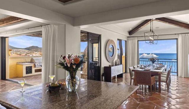 Beautiful Penthouse Villa on Medano Beach at Hacienda Beach Club