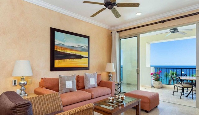 Beautiful resort on the beach in Cabo San Lucas Mexico-marina & shopping nearby