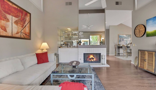 Beautiful Semi-Detached Townhouse in Cathedral City