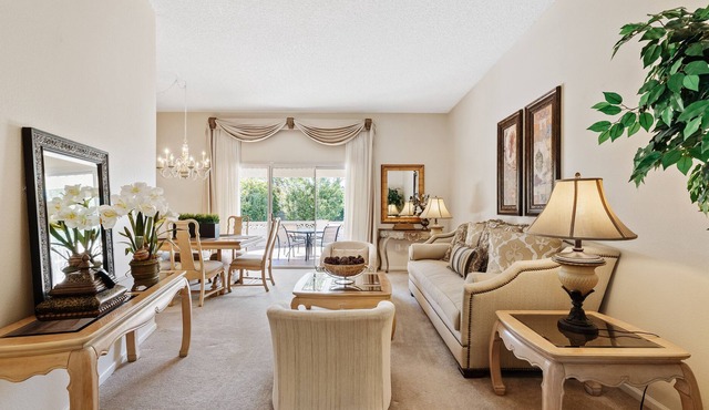 Beautiful Sun City Home! - Golf, Shopping, & Spring Training at Your Doorstep!