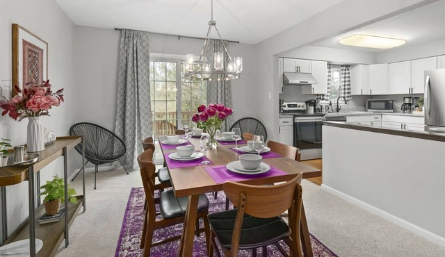 Berkeley: Decked Patio & Near DC in Sterling