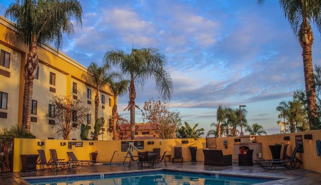 Best Western Plus Arrowhead Hotel