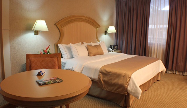 Best Western Plus Plaza Florida & Tower