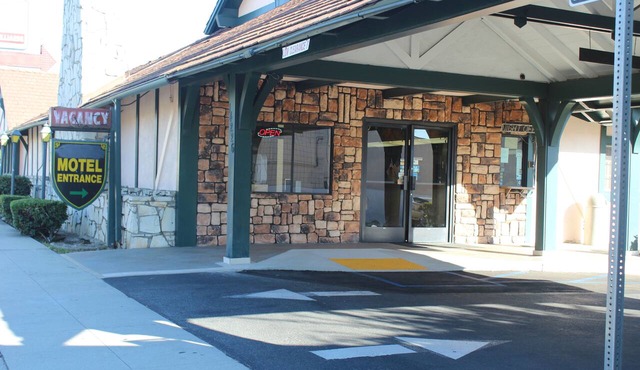 Best Whittier Inn