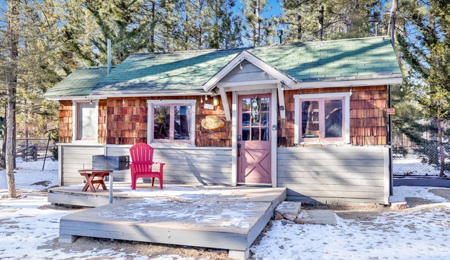 Big Pines Lakeside Studio Cottage at Big Bear Lake