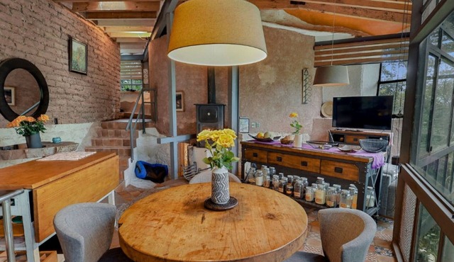Bio-built Retreat in the Nature of Valle de Bravo