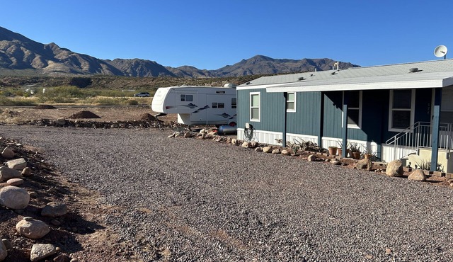Blue Perch is comfortable and new in the heart of Tonto Basin by Lake Roosevelt.