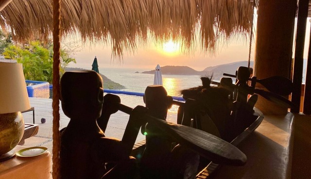 Boutique home on the Zihuatanejo Bay, Just A Short Walk From The Beach.