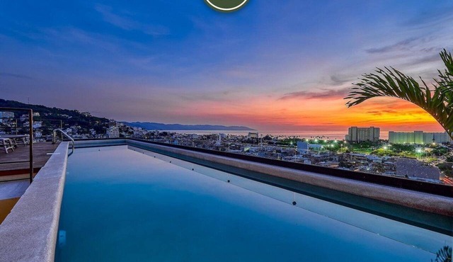 Brand New 2BR APT - Stunning Ocean & Sunset Views