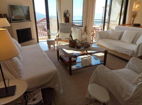 Breathe in Delphi - Spacious 3BR Apartment with View in Delphi